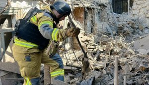 Вдень 14 березня окупанти вдарили по Херсону