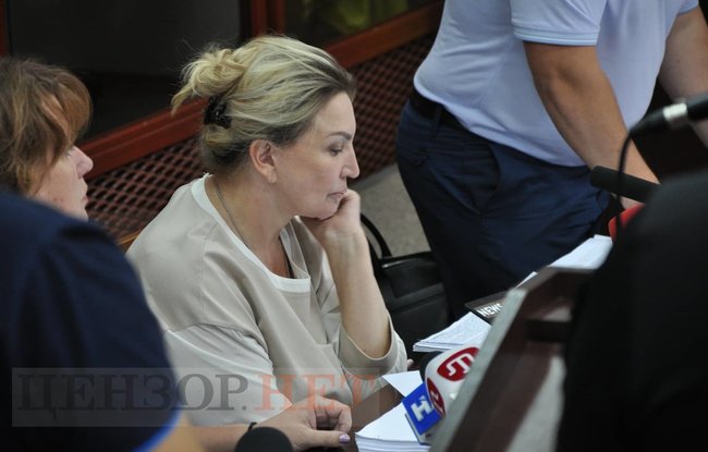 Суд над Богатирьовою: Прокуратура вимагає арешту 10