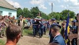 Із 24-річним сержантом 58-ї ОМПБр Євгеном Курасовим, убитим російським снайпером на Донбасі, попрощалися на Сумщині. ВІДЕО+ФОТОрепортаж