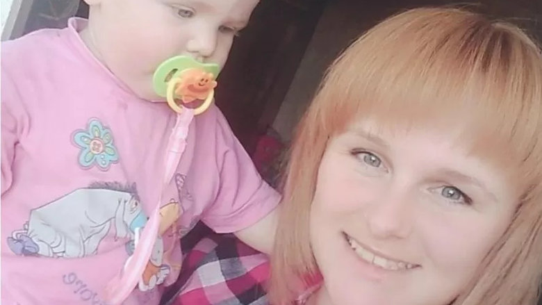 Children in Mariupol drank water from puddles to survive: their mother told about survival under Russian bombing 03