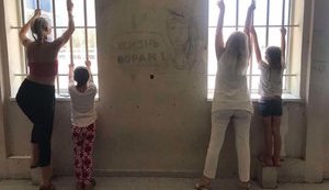 16 задержанных украинцев провели третью ночь в изоляторе аэропорта Афин: сегодня ожидаются рейсы для возвращения в Украину. ФОТО