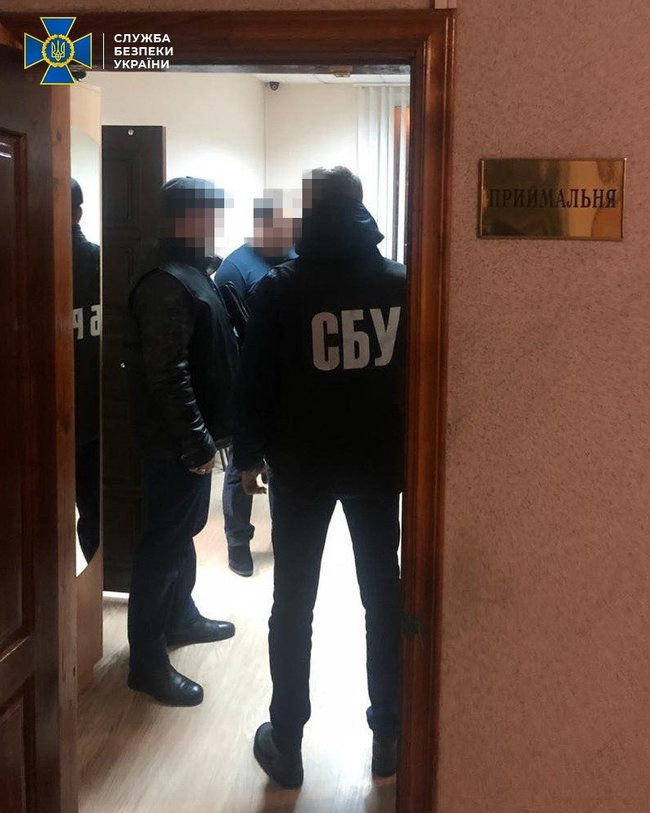 Упродовж першого півріччя СБУ викрила 372 чиновників у скоєнні злочинів 03 Упродовж першого півріччя СБУ викрила 372 чиновників у скоєнні злочинів 03