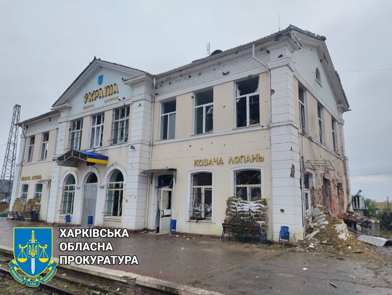 Вночі армія РФ обстріляла цивільну інфраструктуру Козачої Лопані 03