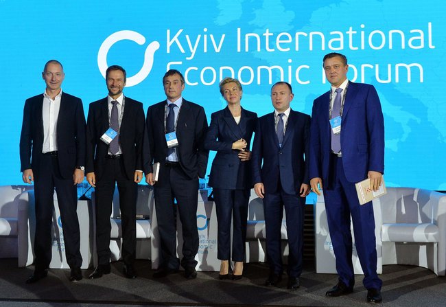 Период, когда крупный бизнес в Украине ставил на первое место прибыль любой ценой, уже миновал, – Ложкин 01