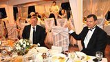 Депутат ПР Ландик устроил сыну королевскую свадьбу: первым лицам Украины пела Кристина Агилера, жениху подарили "Бентли". ФОТОрепортаж