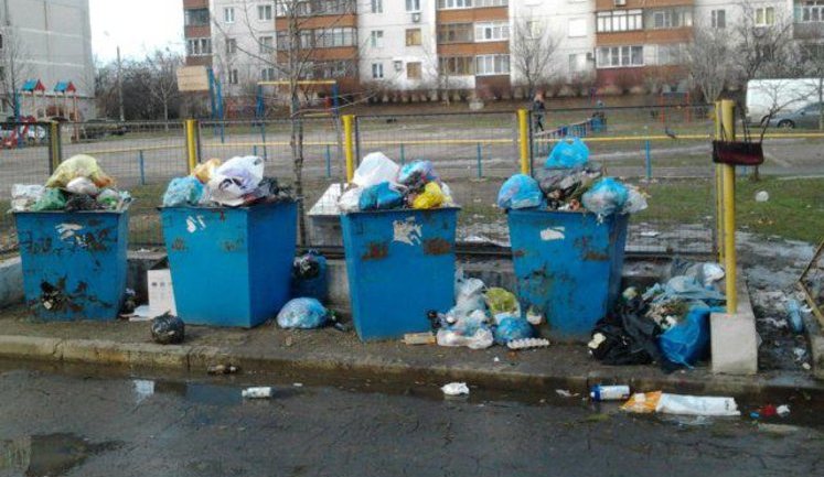 Cabinet to strengthen responsibility for violations related to solid waste handling, - PM Hroisman
