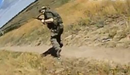 дрон атакує росіянина