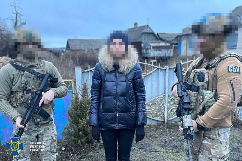 Коригували удари по Покровську. Затримано двох агенток РФ