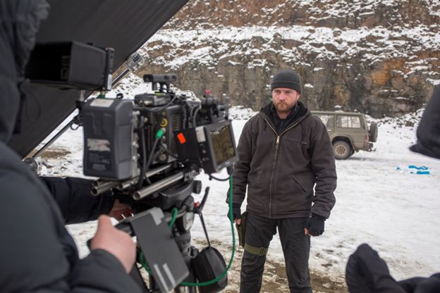 Фільм не тільки про ПТСР. Людина живе на мертвій території. Тут похована дитина, дружина, і тут він зустрічає дівчину. Це кіно про надію, – колишній розвідник, герой фільму Атлантида Андрій Римарук 10 Фільм не тільки про ПТСР. Людина живе на мертвій території. Тут похована дитина, дружина, і тут він зустрічає дівчину. Це кіно про надію, – колишній розвідник, герой фільму Атлантида Андрій Римарук 10