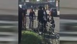 "Че за х#йня, чувак?" - во время конфликта с полицией и активистами на ж/д вокзале Киева под колесами автомобиля погиб мужчина ромской национальности. ВИДЕО