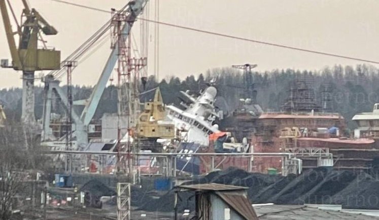 Атака на порт в Ленинградской области: вероятно, поврежден корабль, - соцсети. ФОТО