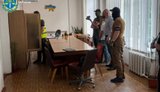 На Київщині посадовець вимагав 15 тисяч доларів за "допомогу" з військовим обліком