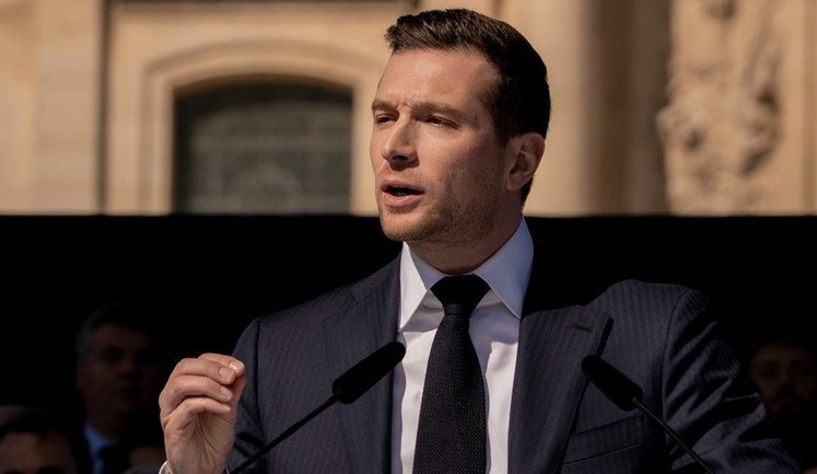Лидер ультраправых Франции Барделла призвал пересмотреть помощь Украине