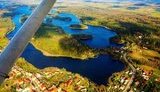 Вертолет упал в озеро в Польше, пострадали граждане Украины