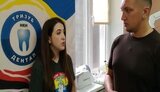 "Каждый третий боец обращается к нам для протезирования. Часто их отправляют на фронт даже без осмотра стоматолога. Государство просто забило на эту проблему", - волонтеры "Тризуб-Дентал". ВИДЕО