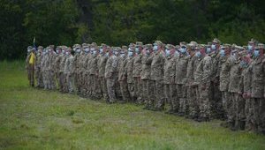 Резерв теробороны составляет более 200 тысяч граждан, - Резников