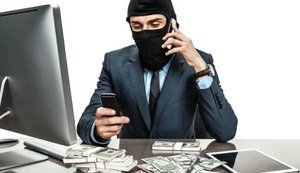 За рік українці втратили 1,4 мільярда через шахрайство з картками: найпоширеніші схеми обману