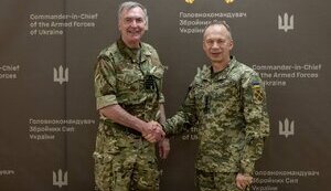 Сирський провів зустріч з Радакіним у Києві