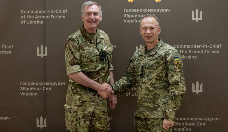 Сырский и Радакин провели встречу в Киеве: обсудили ситуацию на фронте