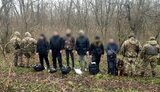 Затримано шістьох порушників кордону
