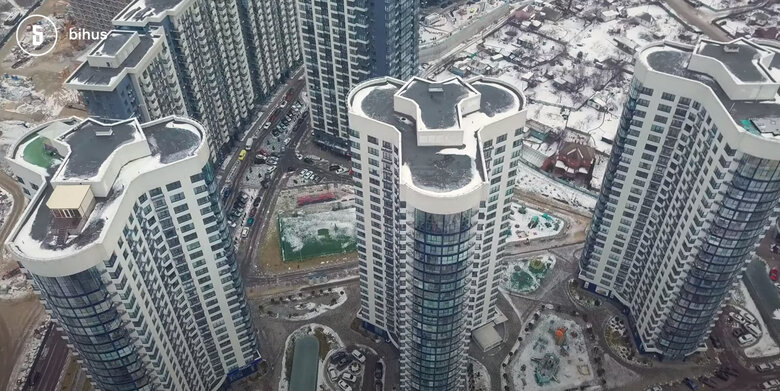 Семья нардепа от бывшей ОПЗЖ Мамояна за год приобрела 13 автомобилей на сумму свыше $1,3 млн, - СМИ 10