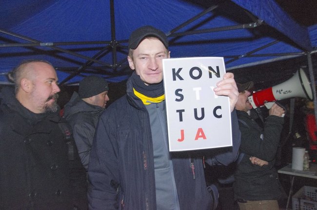 Правозащитница Людмила Козловская: Официальный рупор пропаганды транслировал, что мы являемся агентами Сороса и Кремля. И что я с Бартеком хотим сделать кровавый Майдан в Польше 03