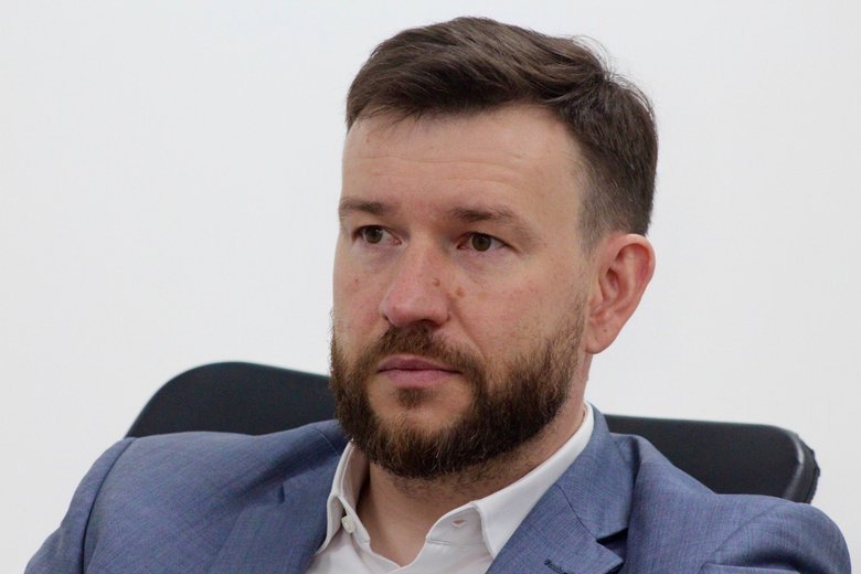 улютін