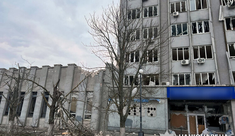 Сутки на Херсонщине: двое погибших и четверо раненых, более 20 поврежденных домов. ФОТОрепортаж