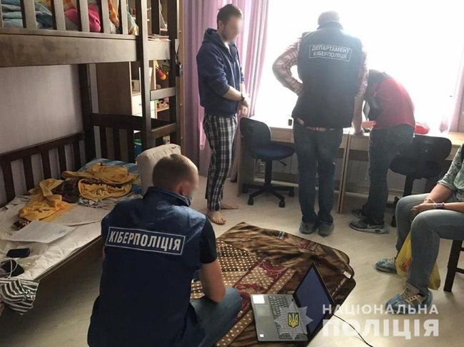 Кіберполіція заблокувала незаконну діяльність 20 онлайн-обмінників 02