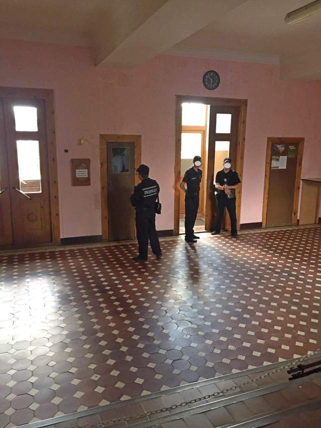 В горсовете Бердянска проходит обыск, - прокуратура 01