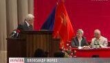 От пламенных речей Мороза на съезде СПУ рухнули флаги. ВИДЕО.