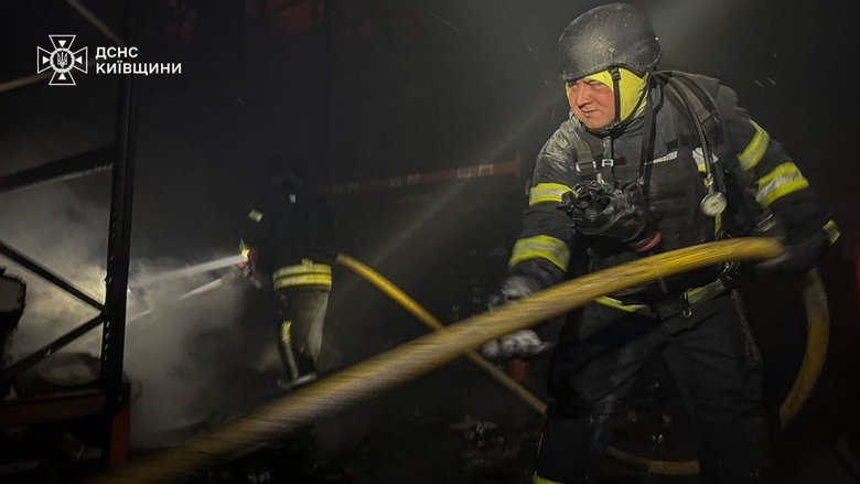 удар по складу рошен