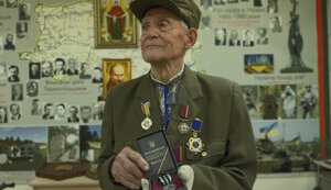 94-летний подпольщик ОУН Игорь Олещук получил награду от ССО: "Тогда нас были тысячи. Теперь миллионы". ВИДЕО