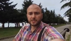 "Я написав про Департамент перевертнів, розкрив усі їхні схеми і назвав імена", - розробник софту "Стахановець" Яхимович пояснив "особливу" увагу до нього з боку СБУ. ВIДЕО