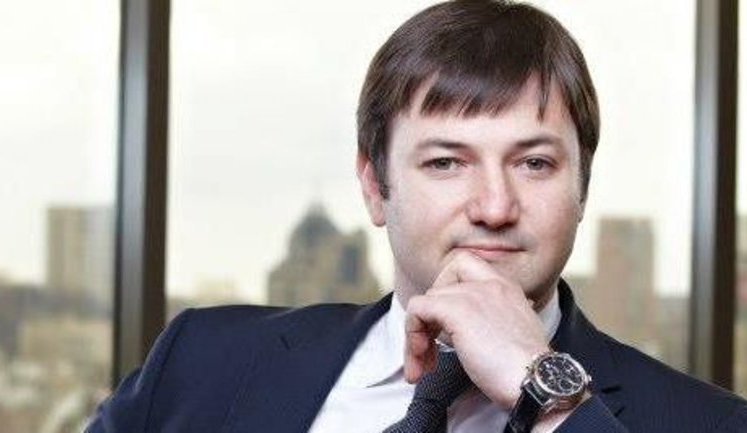 "Наверно, это первый раз, когда с русскими кто-то решил судиться. До этого бегали на поклон", - глава юридического департамента "Нафтогаза" Ярослав Теклюк, выигравший арбитраж у "Газпрома"