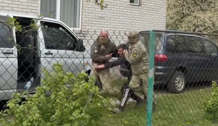 Затримання чоловіка на Волині: у ТЦК заявили про опір і травмування військових, представництво омбудсмена звернулося до правоохоронних органів