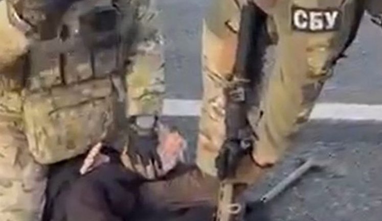 Задержаны российские агенты, которые подорвали автомобиль недалеко от одного из зданий СБУ 11 февраля. ВИДЕО+ФОТО