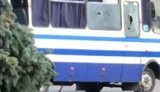 Террорист не дает возможности передать заложникам воду и еду и не выпускает их в туалет, - Геращенко