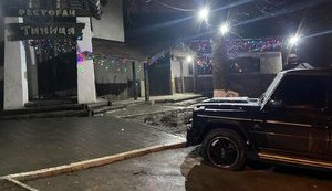 Поліція розслідує стрілянину біля кафе в Дніпрі як хуліганство