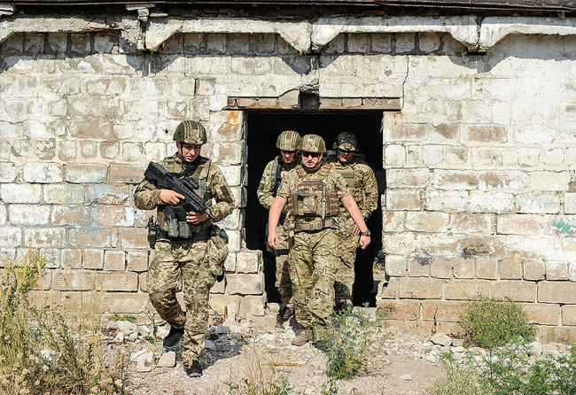 Росія розглядає Азово-Чорноморський регіон як важливий плацдарм для своєї подальшої експансії, - Турчинов 13
