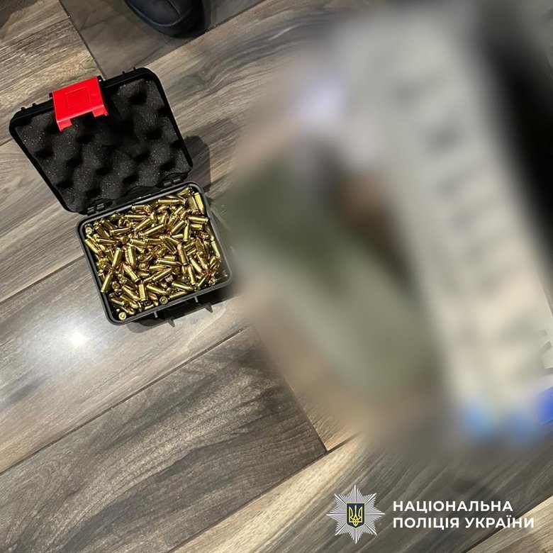 Нацполіція викрила міжнародний шахрайський call-центр, який ошукав іноземців на 186 мільйонів