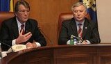 Ющенко поручил Еханурову выделить землю под новый киевский стадион