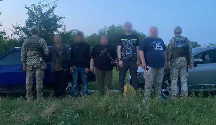 Conscription smuggling abroad for $15,000: Group detained in Odesa region, says SBGS. PHOTO