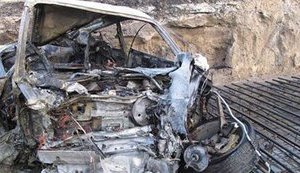 Депутат на Porshe въехал в строительный котлован и взорвался. ФОТОрепортаж