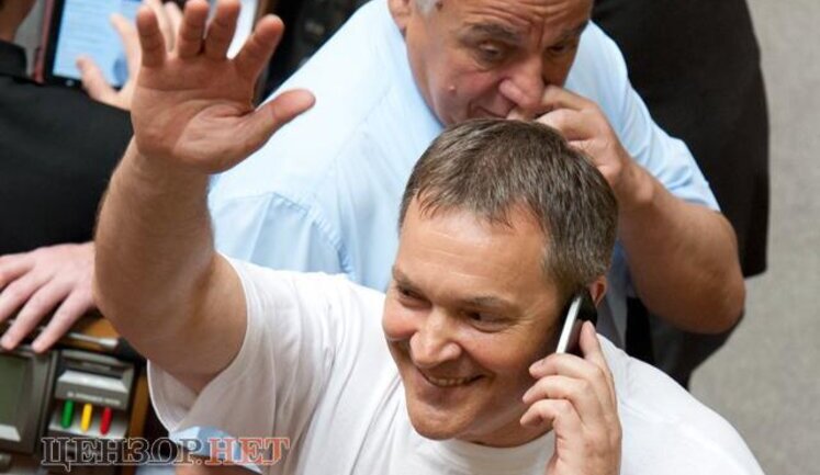 Нардеп "ЄС" В'ятрович нагадав "слугам народу", які подали "мовні" правки, про долю закону Колесніченка-Ківалова та його авторів: "Це урок історії". ВIДЕО