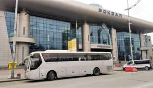 В Україні залізничні вокзали інтегрують у систему легальних автобусних перевезень