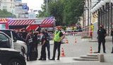 Террорист, угрожая взрывом, захватил банк в Киеве, в здании есть заложник, - Геращенко. ФОТО