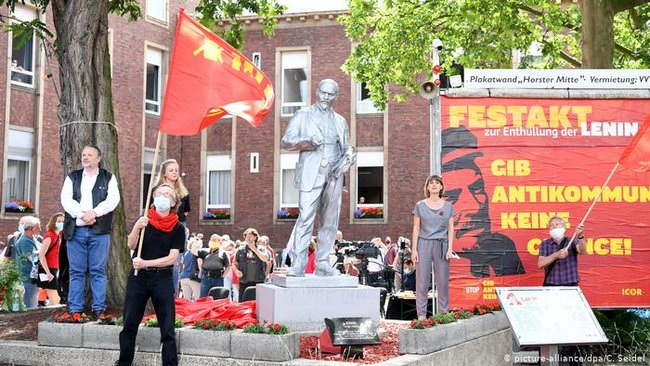 Перший памятник Леніну відкрили на території колишньої Західної Німеччини 02