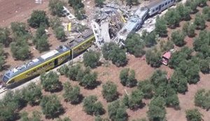 At least 20 killed, dozens injured in train collision in Italy. PHOTOS+VIDEO