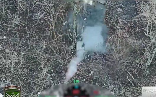 Загальні бойові втрати РФ від початку війни - близько 1 303 550 осіб (+1 180 за добу), 11 839 танків, 39 439 артсистем, 24 350 ББМ. ІНФОГРАФІКА